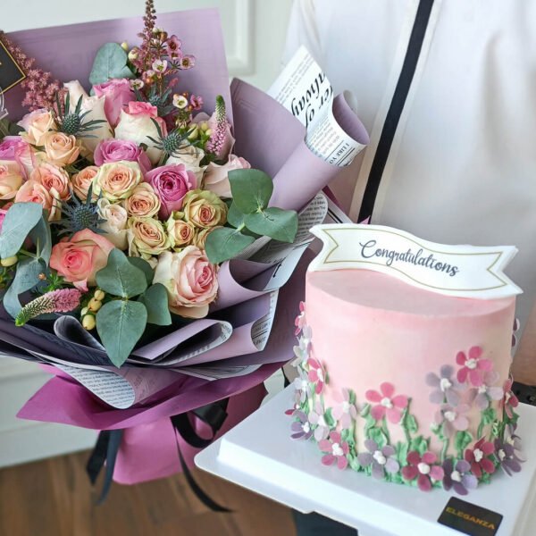 Classic cake and flowers 004
