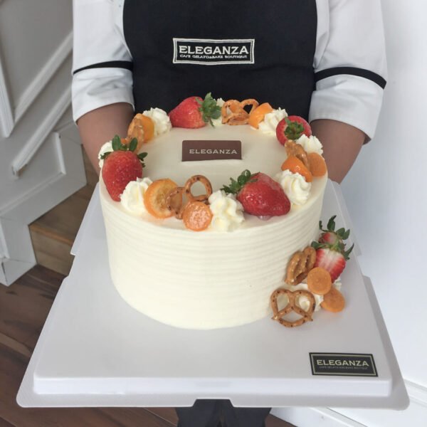 010 FRUITS CAKE